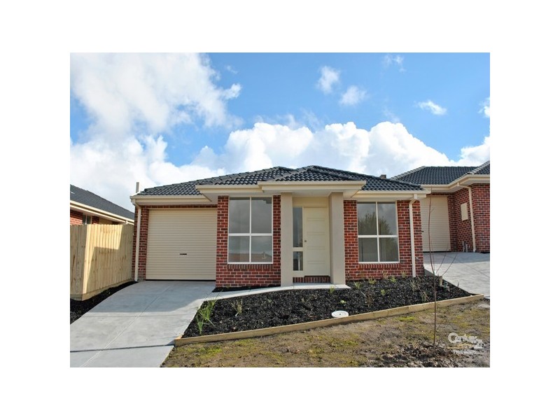 1 Lancaster Way, Beaconsfield VIC 3807