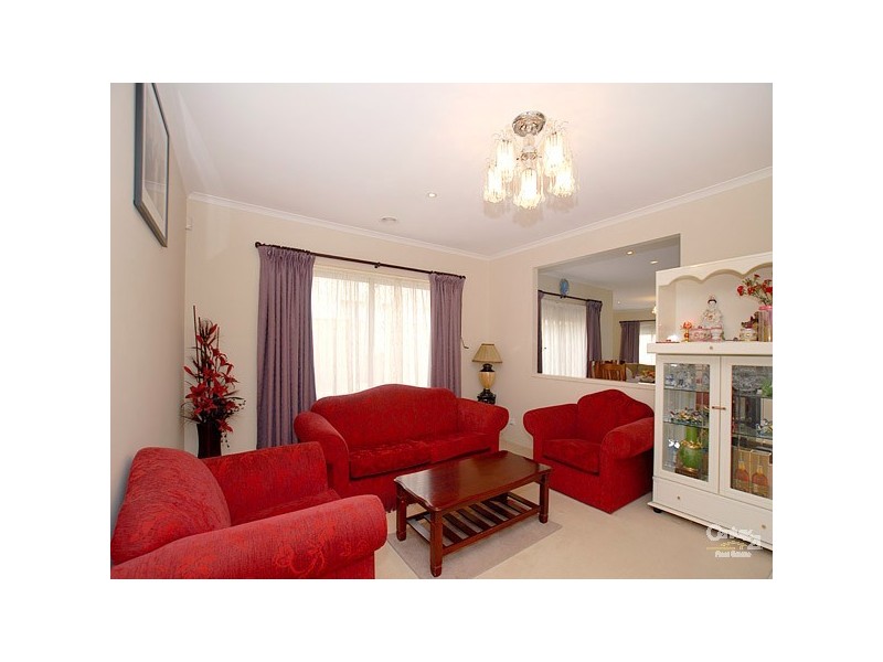 102 Marisa Crescent, Berwick VIC 3806