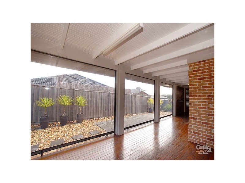 6 Oxford Court, Narre Warren South VIC 3805