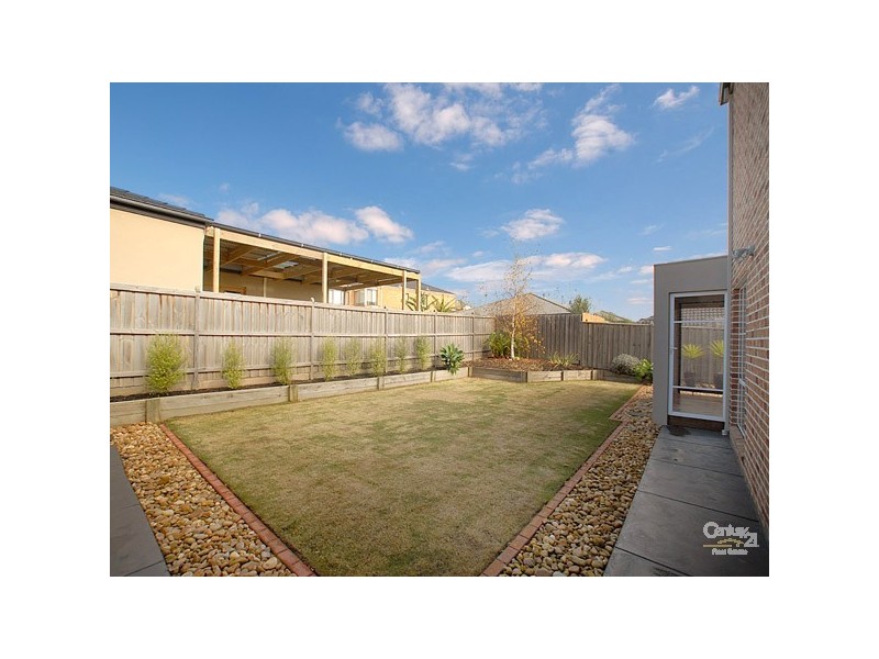 6 Oxford Court, Narre Warren South VIC 3805