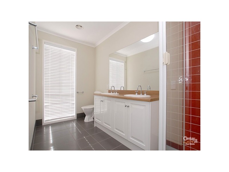 6 Oxford Court, Narre Warren South VIC 3805