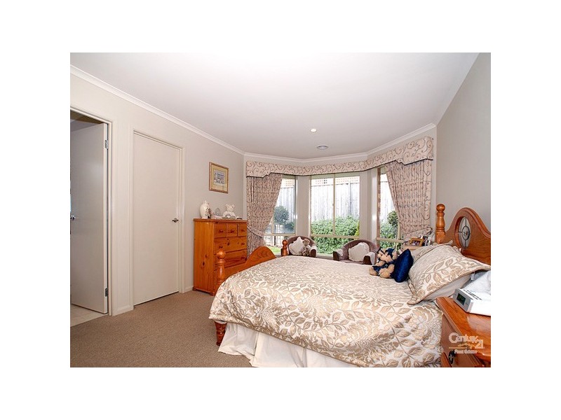 101 Marisa Crescent, Berwick VIC 3806