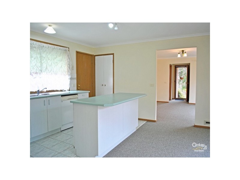 6 Adelaide Close, Berwick VIC 3806