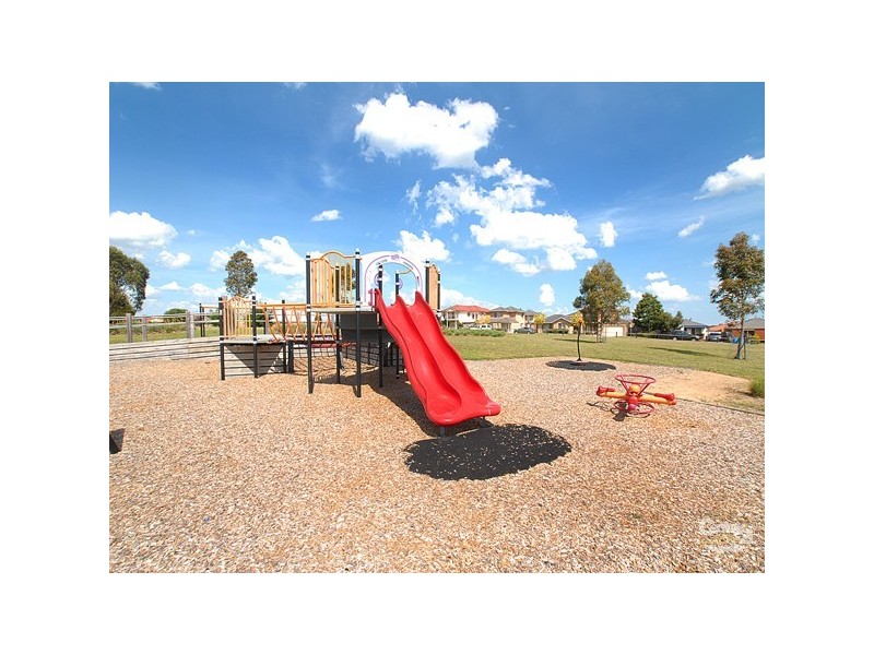 12 Apsley Terrace, Berwick VIC 3806