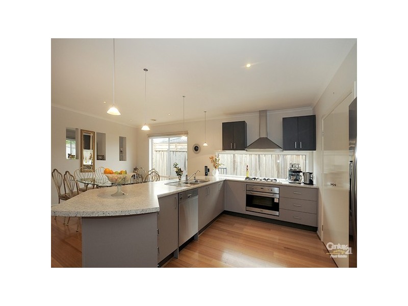 83 Marisa Crescent, Berwick VIC 3806