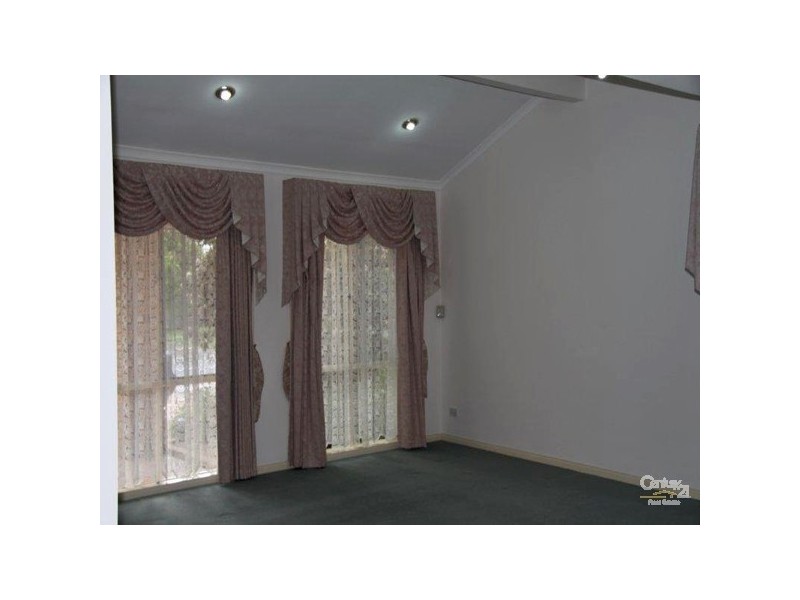 23 Galloway Drive, Narre Warren South VIC 3805