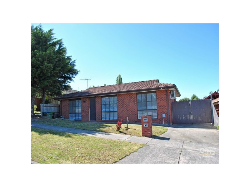 7 Amber Crescent, Narre Warren VIC 3805