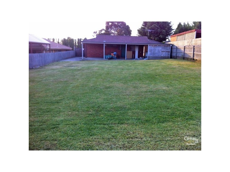 7 Amber Crescent, Narre Warren VIC 3805