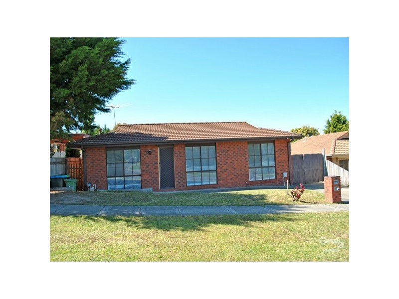 7 Amber Crescent, Narre Warren VIC 3805