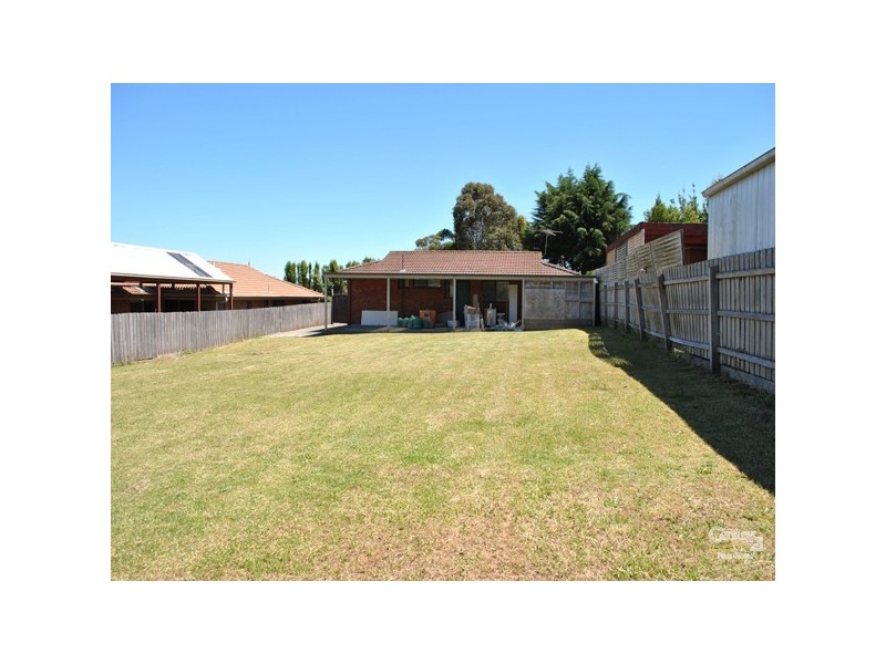 7 Amber Crescent, Narre Warren VIC 3805