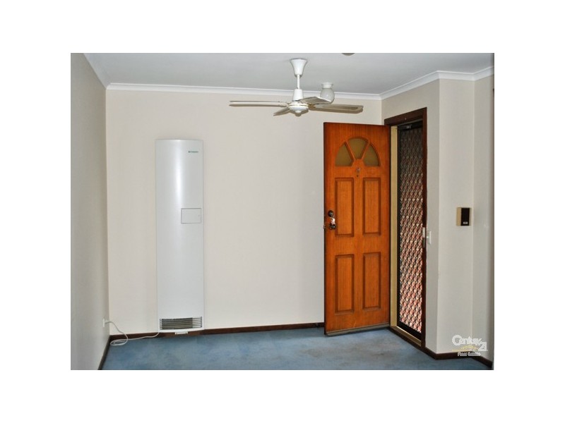 4/61 Cameron Street, Cranbourne VIC 3977