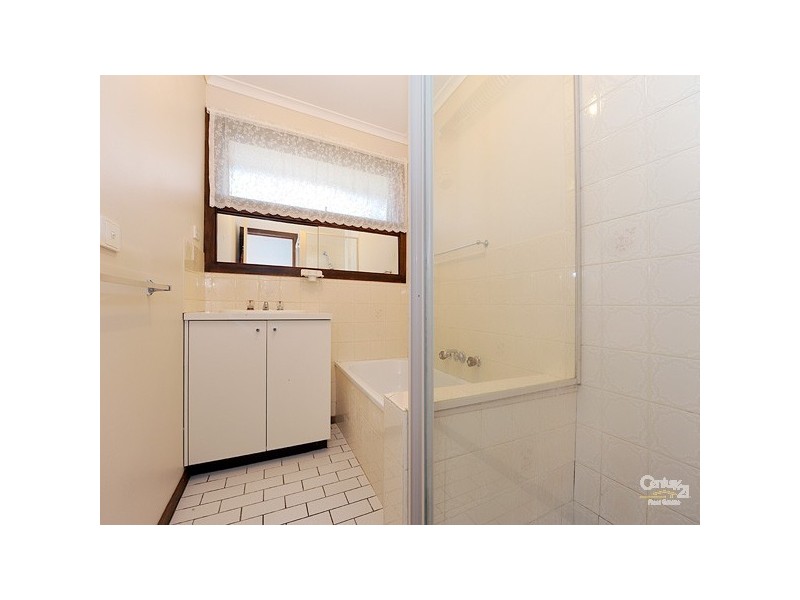 4/61 Cameron Street, Cranbourne VIC 3977