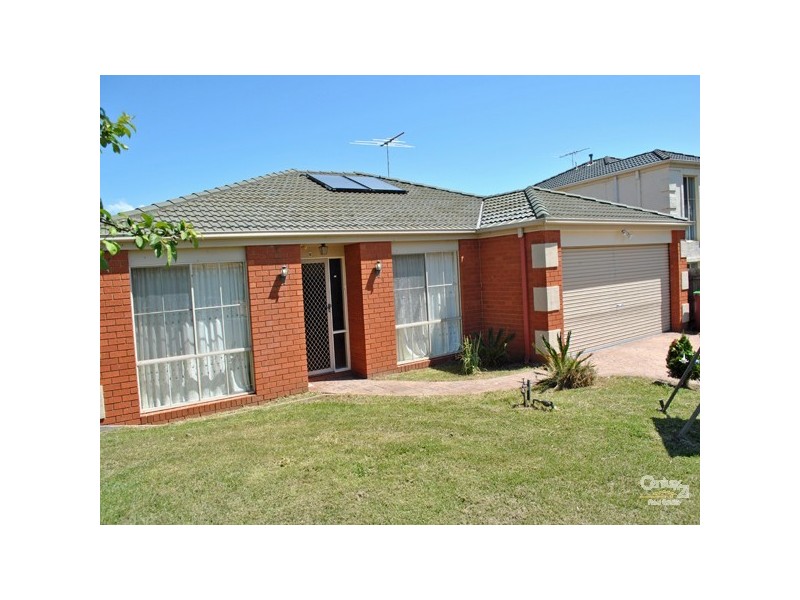9 Rosewin Court, Berwick VIC 3806