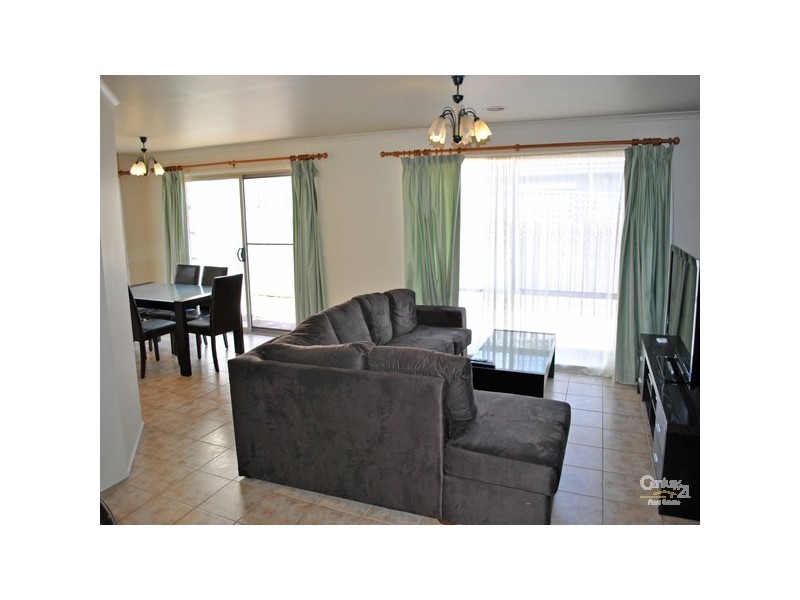 9 Rosewin Court, Berwick VIC 3806