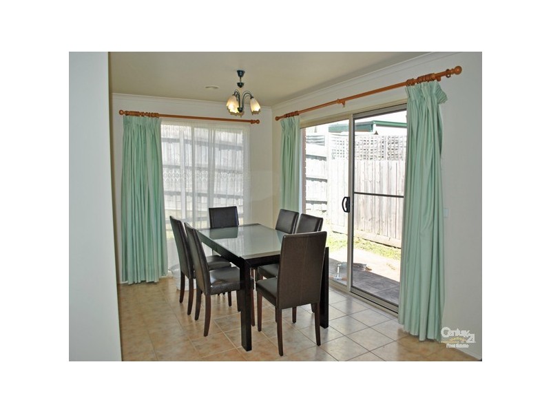 9 Rosewin Court, Berwick VIC 3806