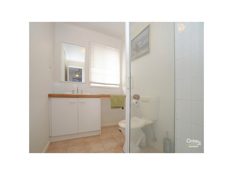 2 Lena Court, Berwick VIC 3806