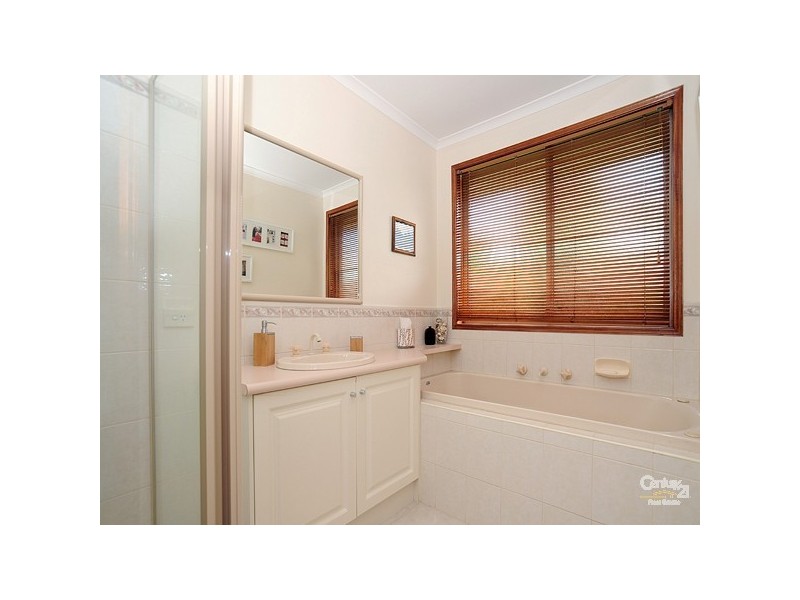 14 Acorn Court, Narre Warren South VIC 3805