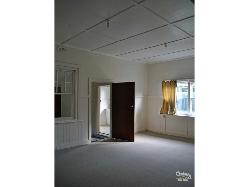 1 Roberts Street, Noble Park VIC 3174