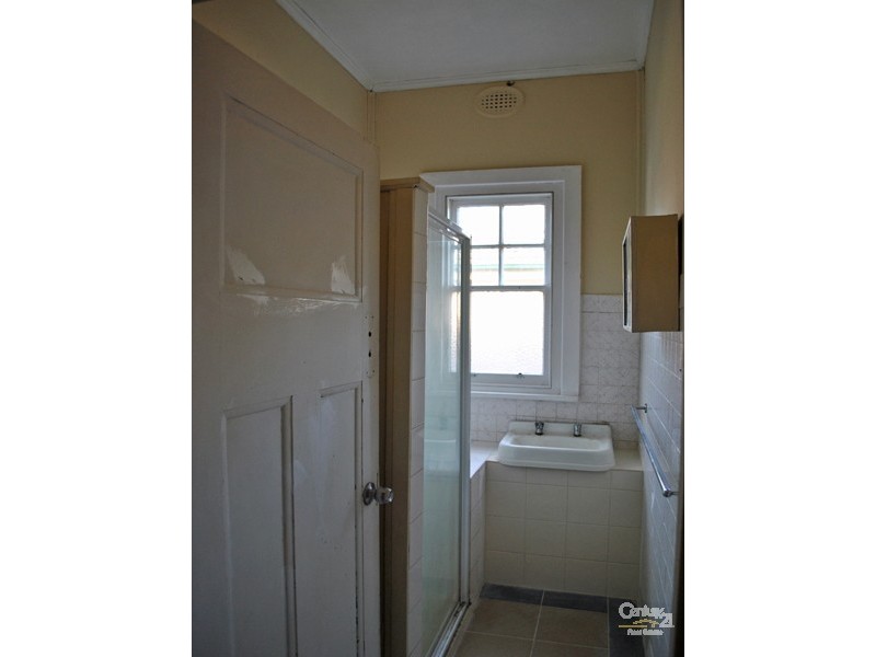 1 Roberts Street, Noble Park VIC 3174