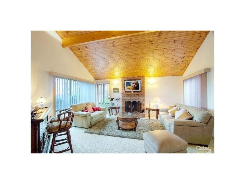 12 Delmont Court, Endeavour Hills VIC 3802