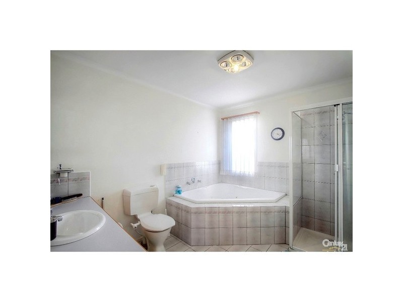 12 Delmont Court, Endeavour Hills VIC 3802