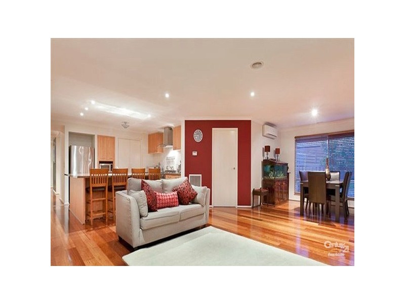 105 Marisa Crescent, Berwick VIC 3806