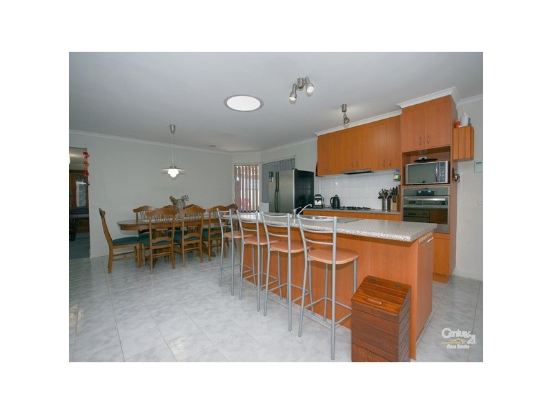 42 Tangerine Drive, Narre Warren South VIC 3805