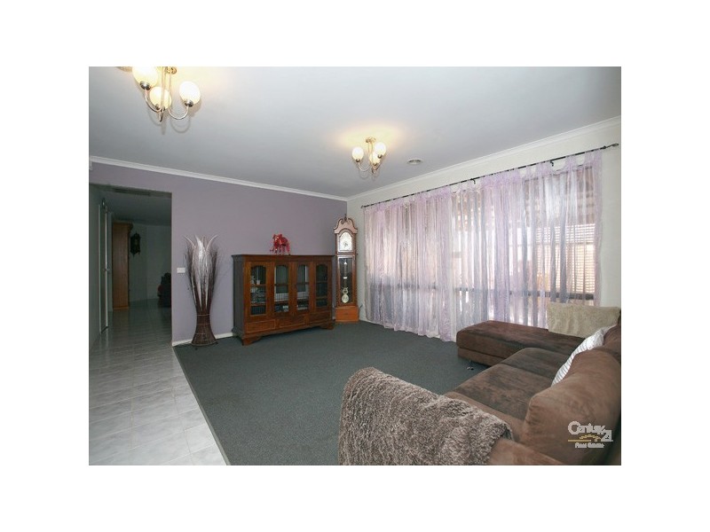 42 Tangerine Drive, Narre Warren South VIC 3805