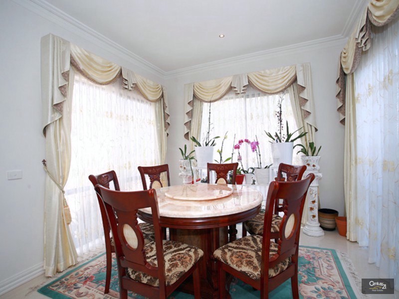 95 Marisa Crescent, Berwick VIC 3806