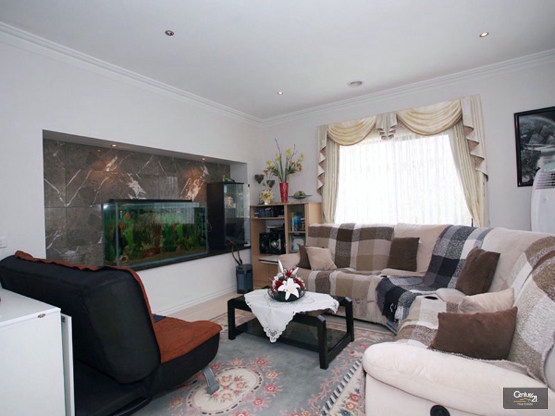 95 Marisa Crescent, Berwick VIC 3806