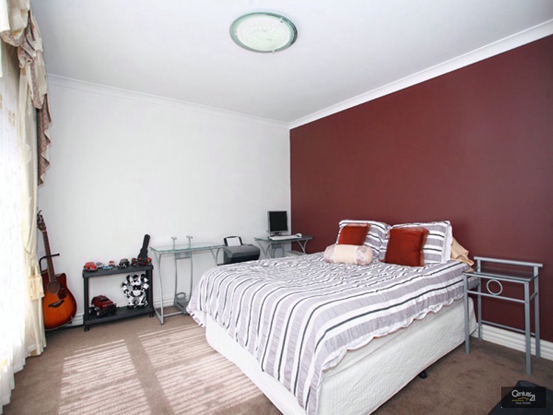 95 Marisa Crescent, Berwick VIC 3806