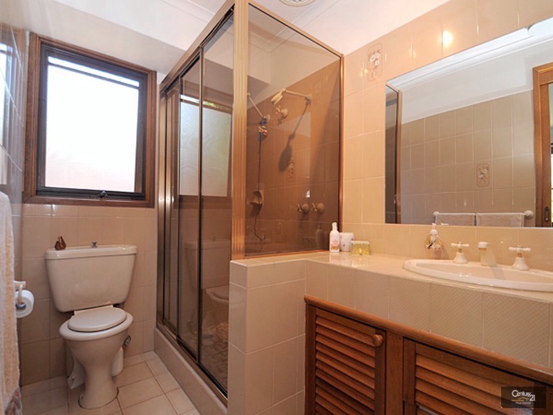 43 Cheviot Avenue, Berwick VIC 3806