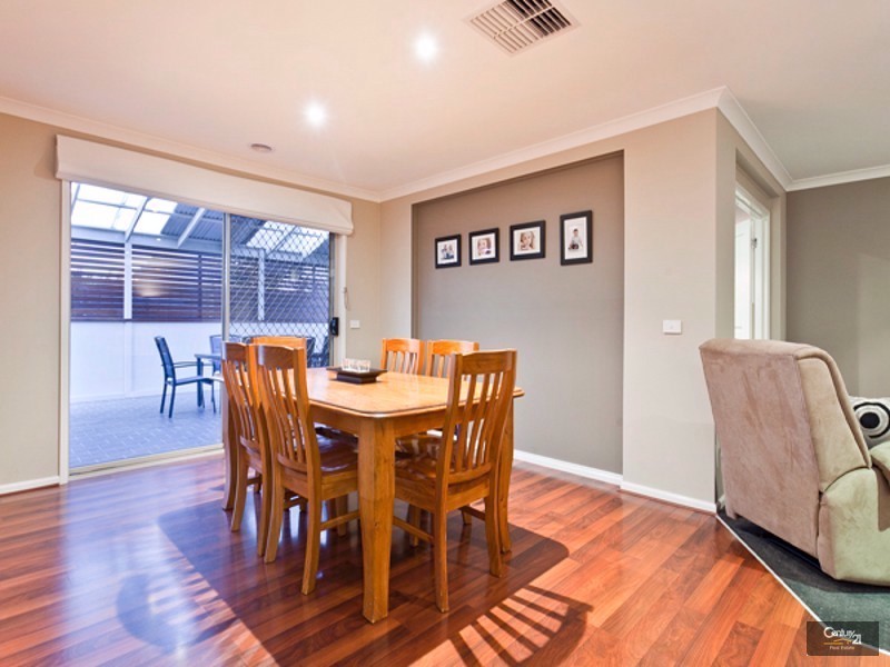 1 Talinga Court, Berwick VIC 3806