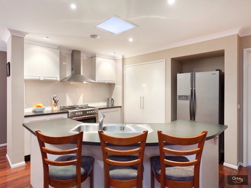 1 Talinga Court, Berwick VIC 3806