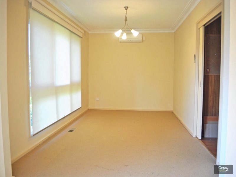 2-4 Outlook Drive, Berwick VIC 3806