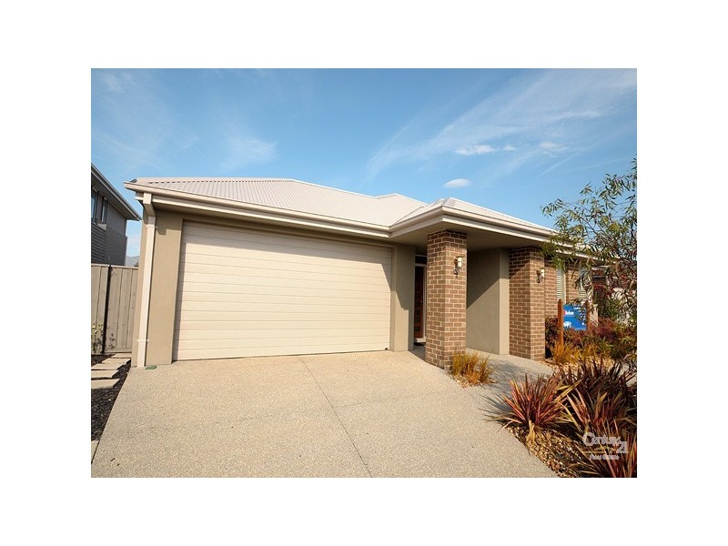 6 Torney Street, Cranbourne East VIC 3977