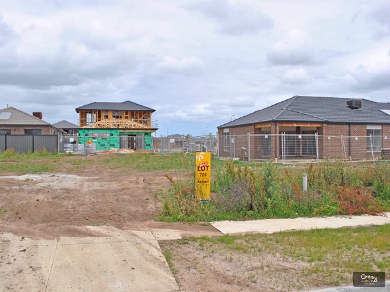 725 Hackney Street, Clyde North VIC 3978