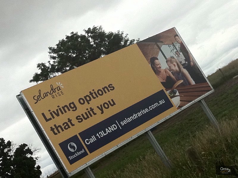 725 Hackney Street, Clyde North VIC 3978