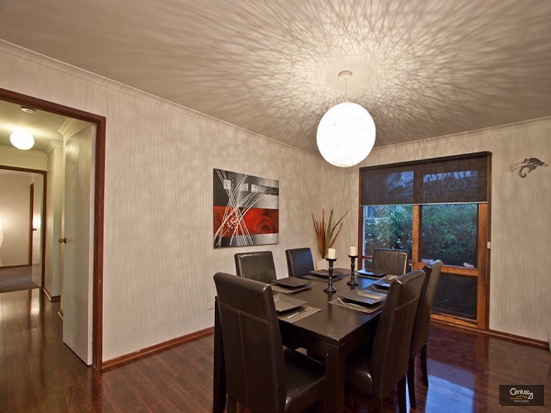 2 Fitzgerald Road, Hallam VIC 3803