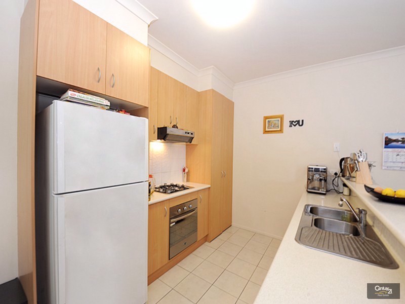 6/101 Golf Links Road, Berwick VIC 3806