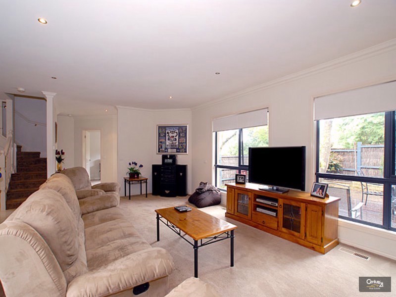 1/49 Palmerston Street, Berwick VIC 3806