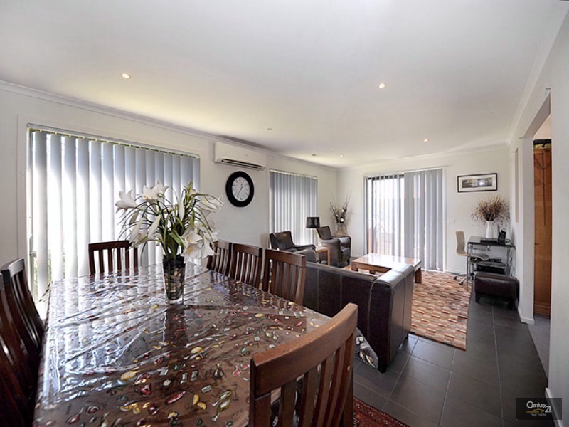 14 Wordsworth Drive, Berwick VIC 3806