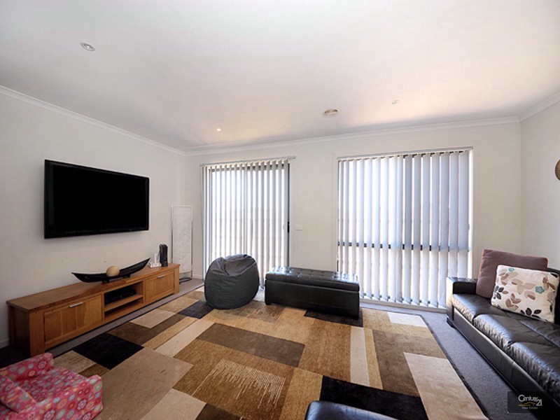 14 Wordsworth Drive, Berwick VIC 3806