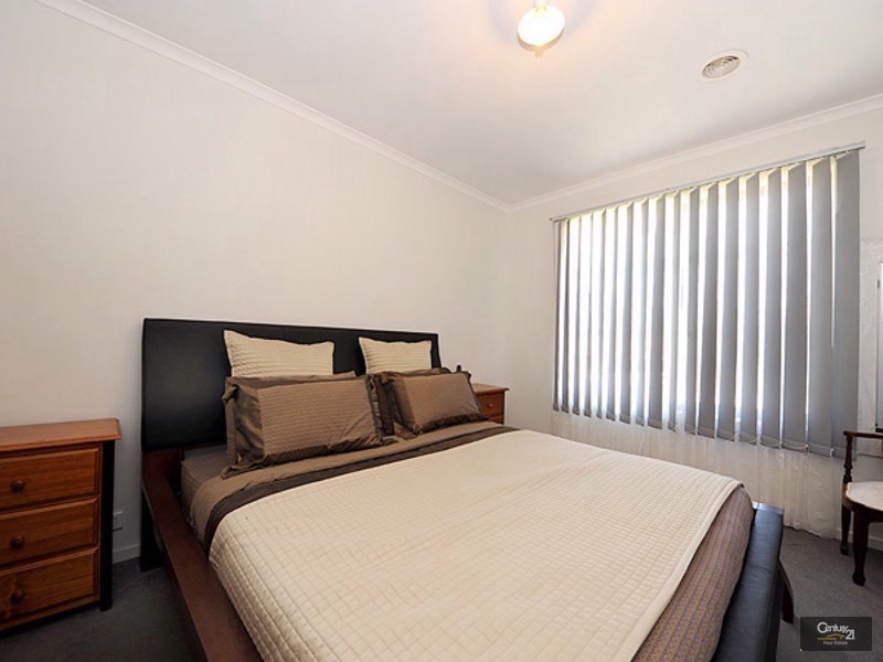 14 Wordsworth Drive, Berwick VIC 3806