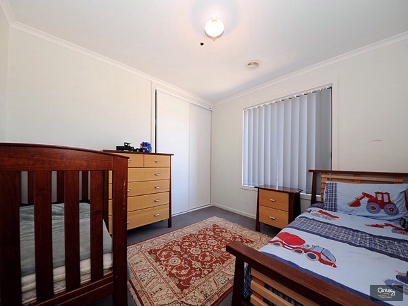 14 Wordsworth Drive, Berwick VIC 3806