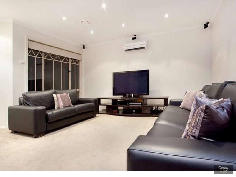 10  Shand Court, Berwick VIC 3806