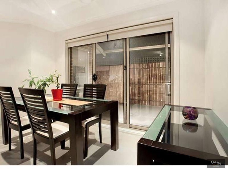 10  Shand Court, Berwick VIC 3806