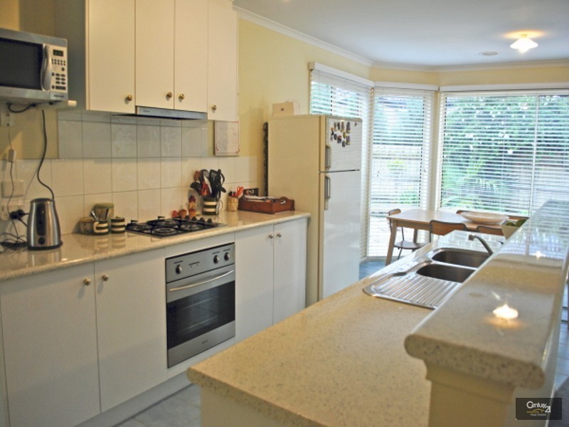 13  McIlwraith Court, Berwick VIC 3806