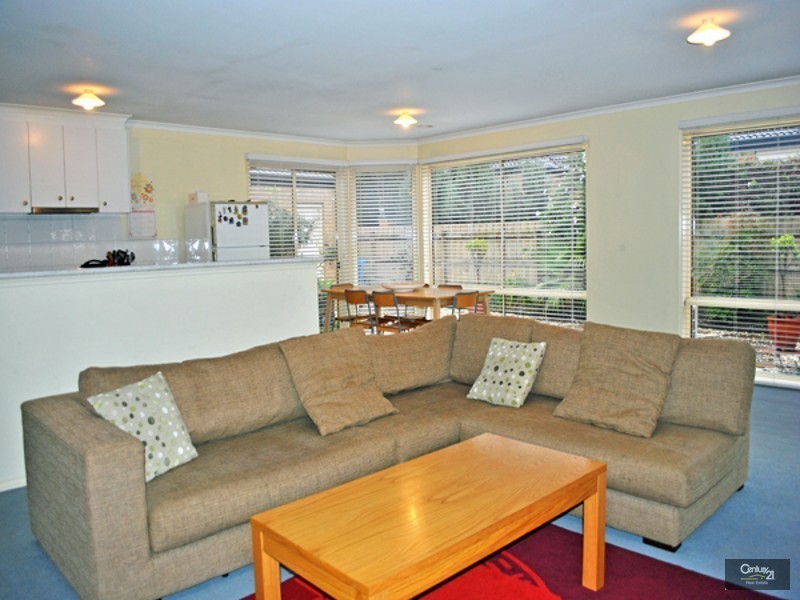 13  McIlwraith Court, Berwick VIC 3806