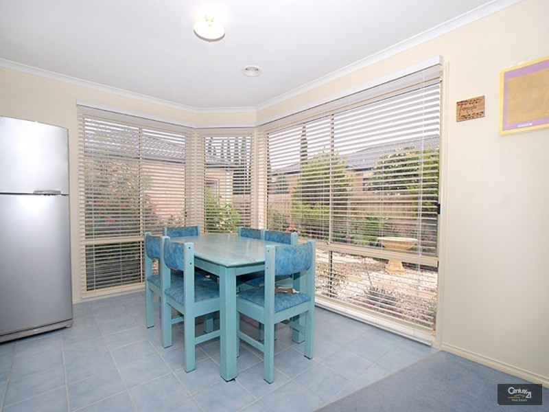 13  McIlwraith Court, Berwick VIC 3806